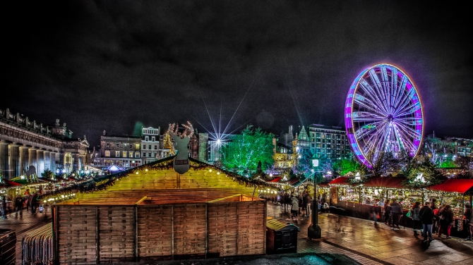 Edinburgh Christmas Market with wheel HDR - MnB Photography & Design 
